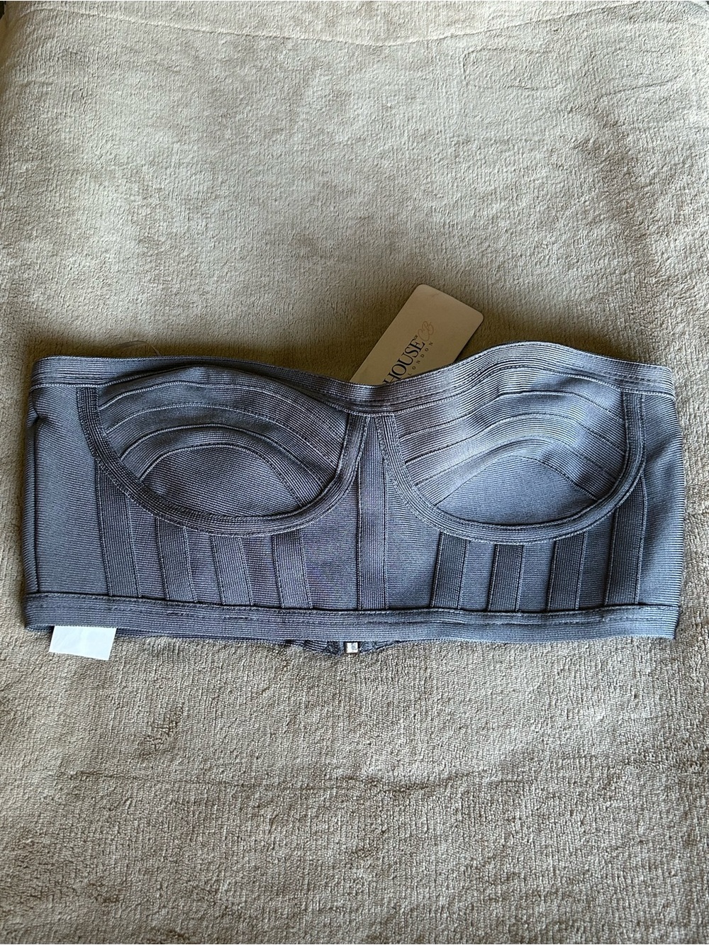 NWT House of CB Tolua Bandage Skirt and Bustier Set in Slate Grey. Women’s Large - Picture 6 of 13